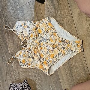 Cupshe med Swim suit